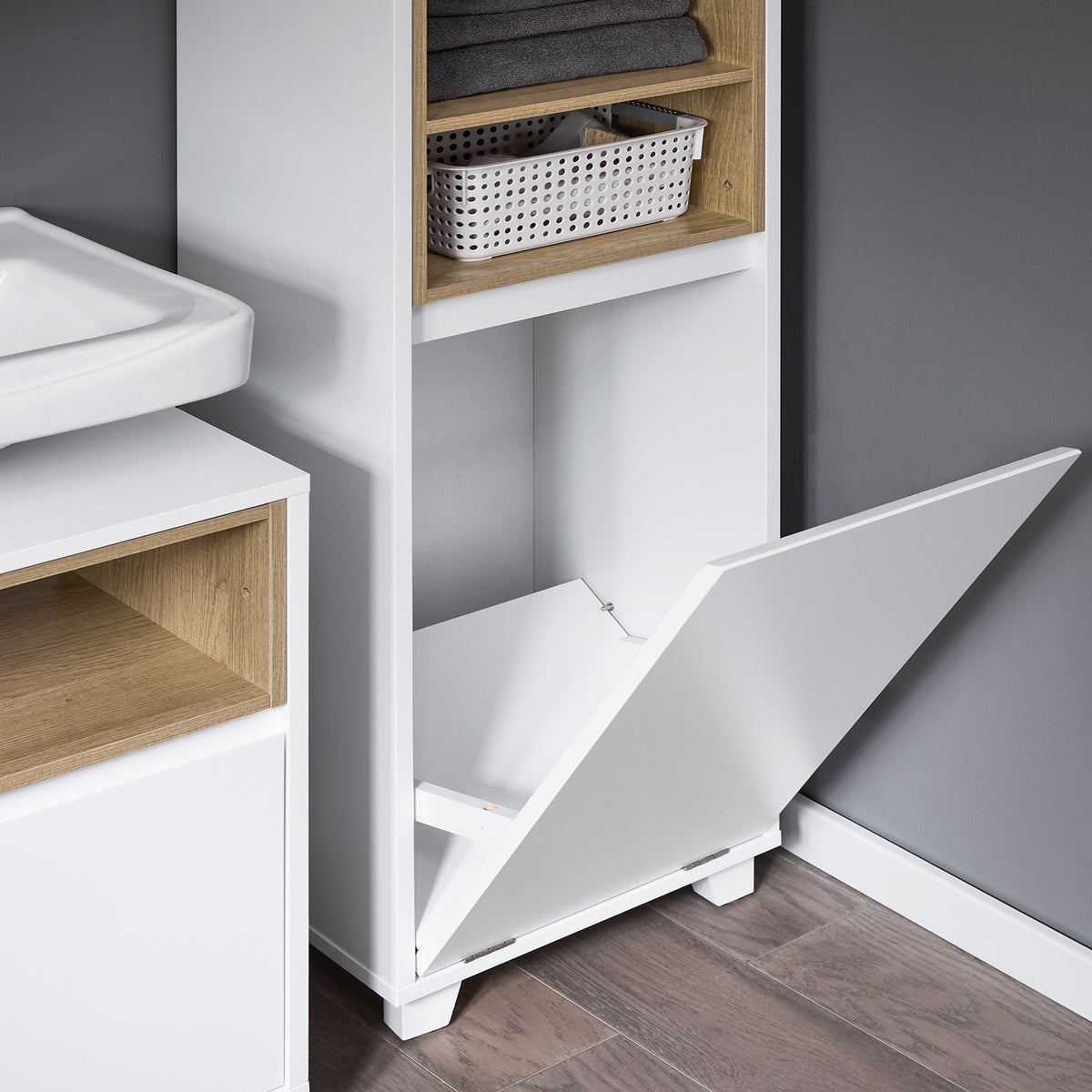 SoBuy BZR146-W Meuble Bas de Salle de Bain, Armoire de Rangement Salle de Bain, Meuble Demi-Colonne sur Pied, Placard WC Étroit avec 1 Panier à Linge, Blanc, 35x30x105cm