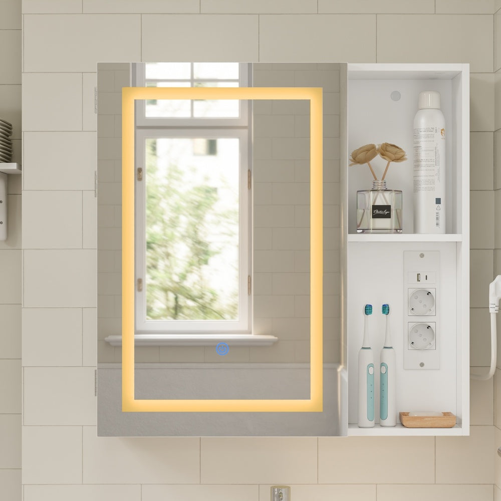 SoBuy BZR239-E-W Armoire Miroir de Salle de Bain avec LED et Prises – Meuble Mural, Étagères – 60×15,5×60 cm, Blanc