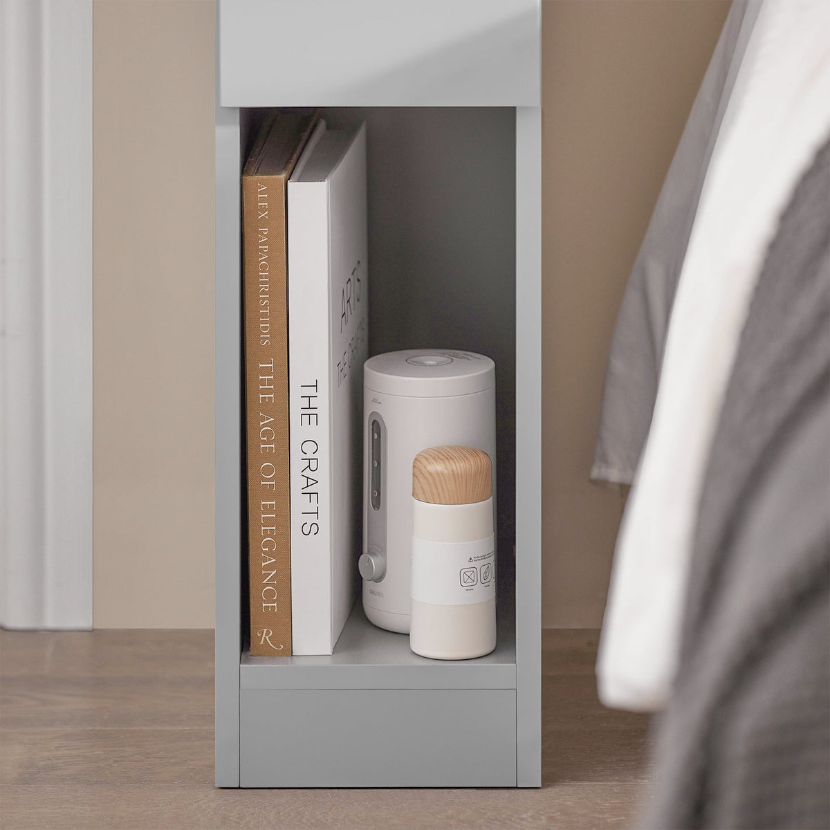 SoBuy FBT111-HG Table de Chevet Fine avec Tiroir et Étagère – L20 × P35 × H60 cm, Gris