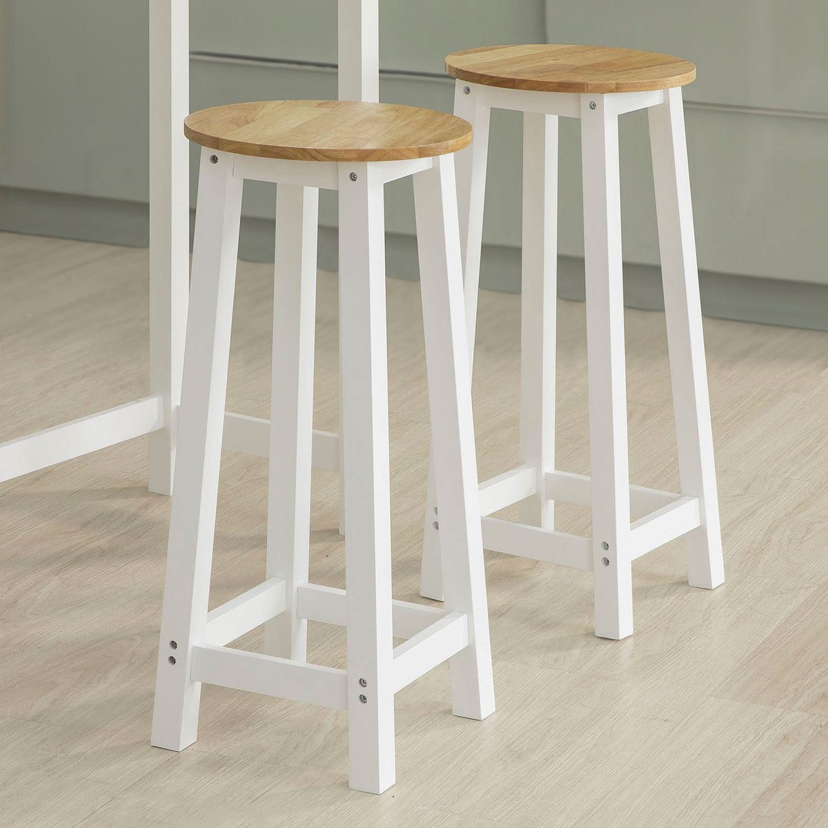 SoBuy FWT50-WN Set de 1 Table + 2 Tabourets Ensemble Table de Bar bistrot + 2 tabourets avec Repose-Pieds Table Mange-Debout Table Haute Cuisine – Blanc Naturel