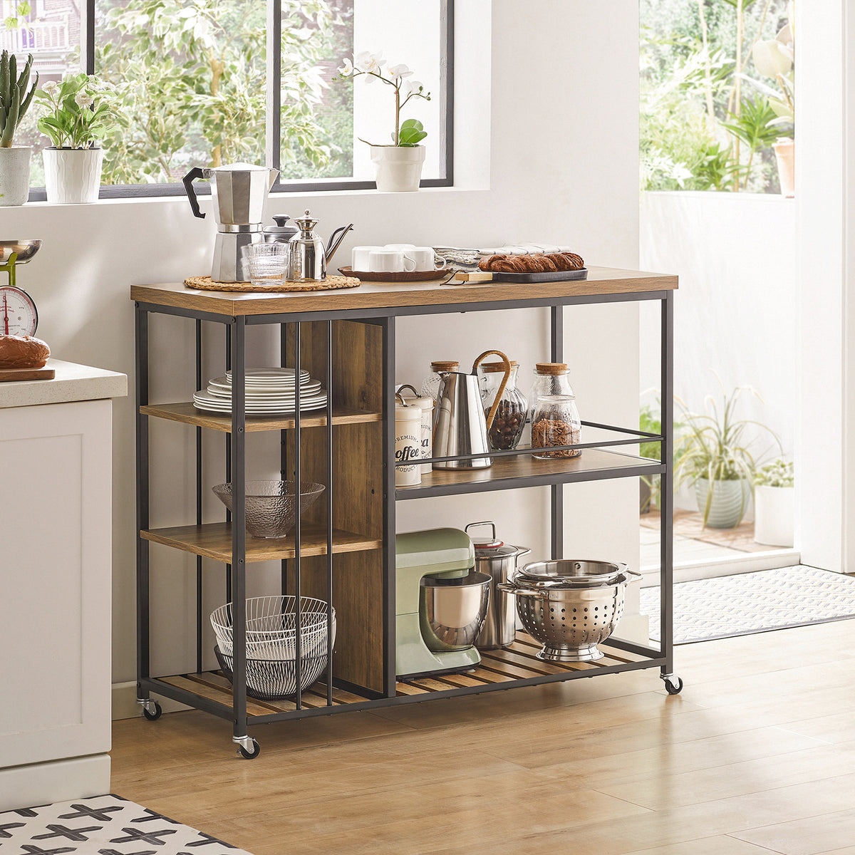 SoBuy SVW18-II-F Desserte de Cuisine à Roulettes, 3 Étagères Réglables, Barrières Anti-chute et Cadre Métallique – Style Industriel, 110×45×92 cm