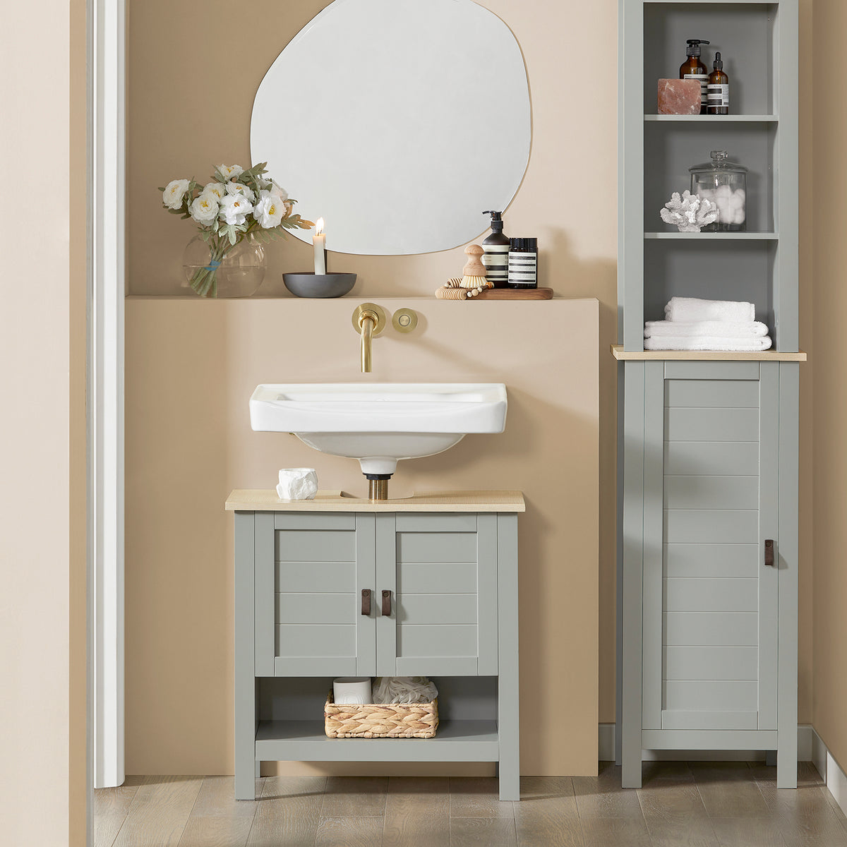 SoBuy BZR68-HG Colonne Salle de Bain Rangement Fonctionnel et Compact, pour Salle de Bain et WC, Rangement Optimisé, Design Fonctionnel – L39×P30×H169 cm, Gris
