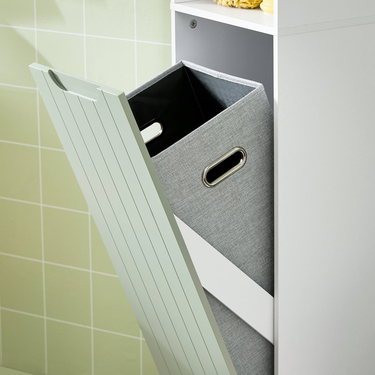 SoBuy BZR137-GR Colonne Salle de Bain Vert et Blanc 167 cm avec Sac à Linge Pliable, Porte, Étagère Réglable et Compartiment Ouvert – Pieds Métal, 30 cm de Profondeur
