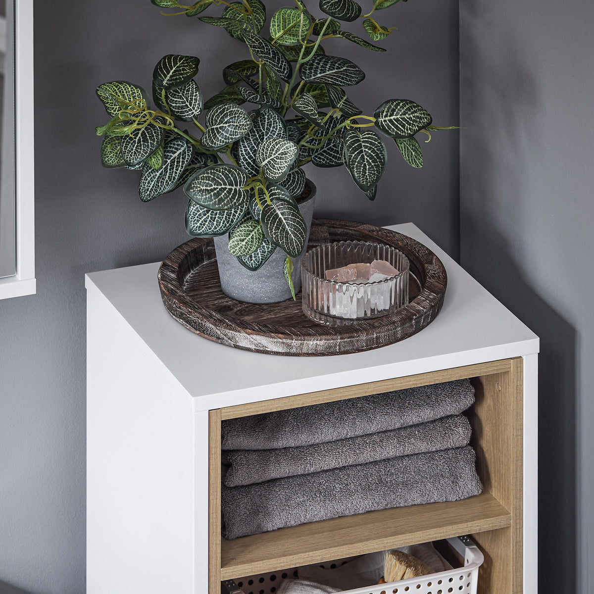 SoBuy BZR146-W Meuble Bas de Salle de Bain, Armoire de Rangement Salle de Bain, Meuble Demi-Colonne sur Pied, Placard WC Étroit avec 1 Panier à Linge, Blanc, 35x30x105cm