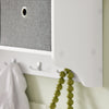 sebuyfr.comG282-W Porte-Manteau Mural avec 5 Crochets et 3 Paniers, pour Entrée et Couloir, Design Fonctionnel, Usage Quotidien – L100×P20×H30 cm, Bois, Blanc