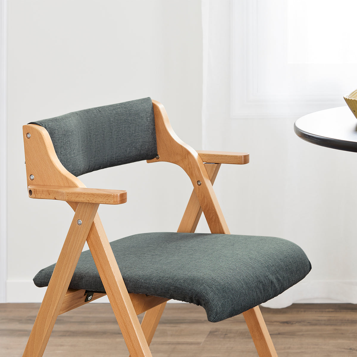 SoBuy FST98-SGx2 Lot de 2 Chaises Pliantes en Bois de Hêtre avec Coussin Déhoussable, Charge 150 kg – Chaises Salle à Manger, Cuisine et Salon, Gris Foncé