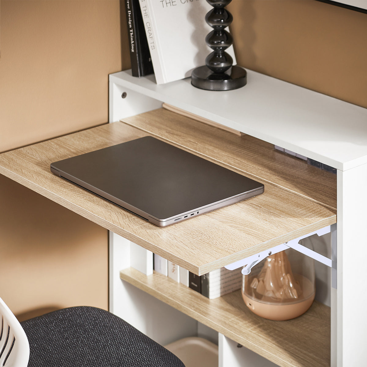 SoBuy FWT104-WN Bureau Rabattable Compact avec Rangement Intégré et Gestion des Câbles – L70×P57×H85 cm, Charge max. 81 kg, MDF, Blanc et Naturel