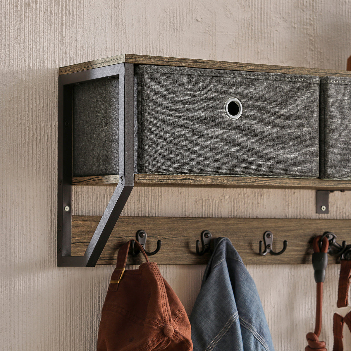 SoBuy FHK26-N Portemanteau Mural Meuble d’Entrée Vestiaire Portant à Vêtements Étagère Murale avec 3 Paniers et 7 Crochets Doubles, Style Industriel 100x20x30 cm